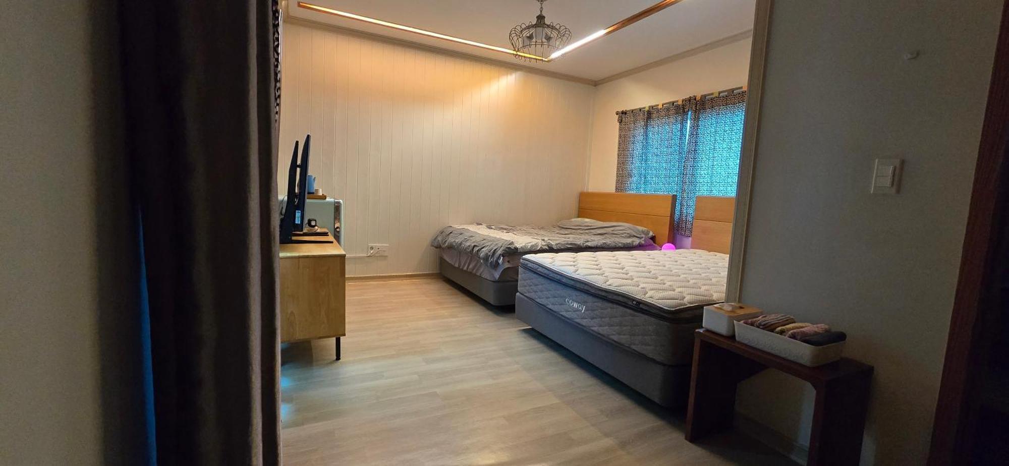 Wind Jeju Cafe & Pension Seogwipo Eksteriør billede