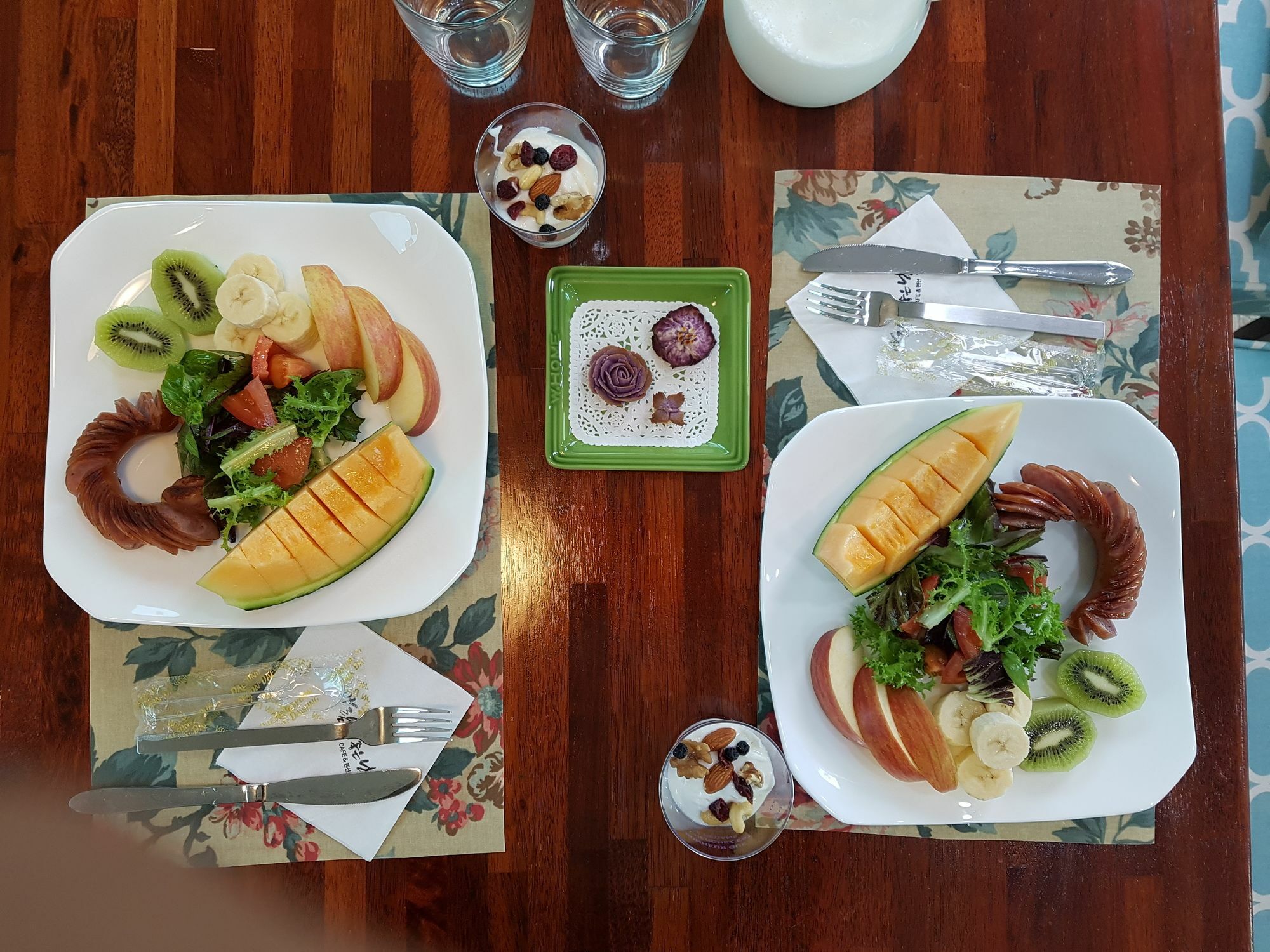 Wind Jeju Cafe & Pension Seogwipo Eksteriør billede